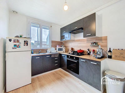 Maison - 93 m² - 6 pièces