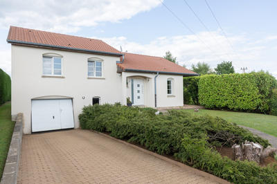 Maison - 122 m² - 5 pièces