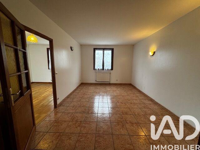 Maison - 205 m² - 8 pièces