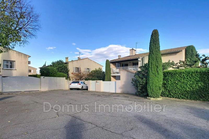 Maison - 288 m² - 13 pièces