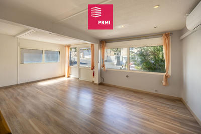 Local commercial - 42 m² - 2 pièces