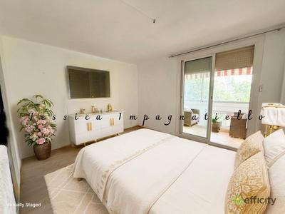 Appartement - 84 m² - 4 pièces