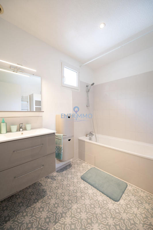 Maison - 79 m² - 5 pièces