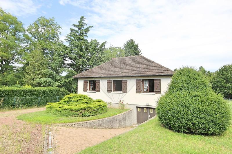 Maison - 90 m² - 5 pièces