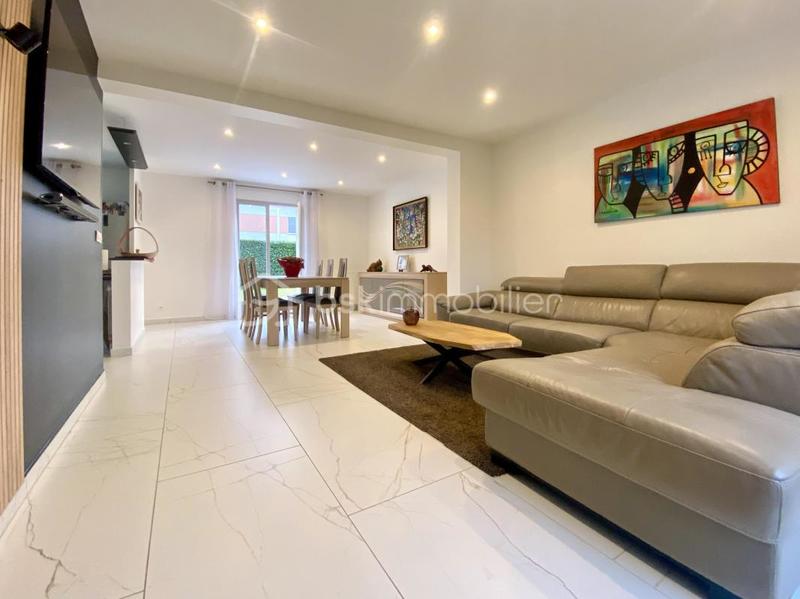 Pavillon - 110 m² - 6 pièces