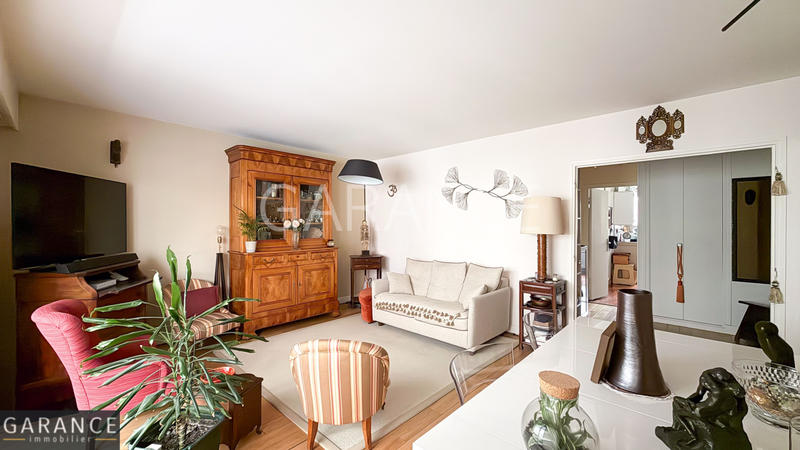 Appartement - 98 m² - 4 pièces