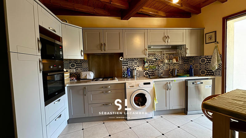 Maison de village - 178 m² - 8 pièces