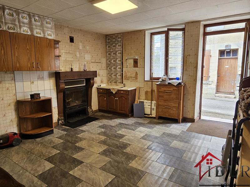 Maison - 200 m² - 10 pièces