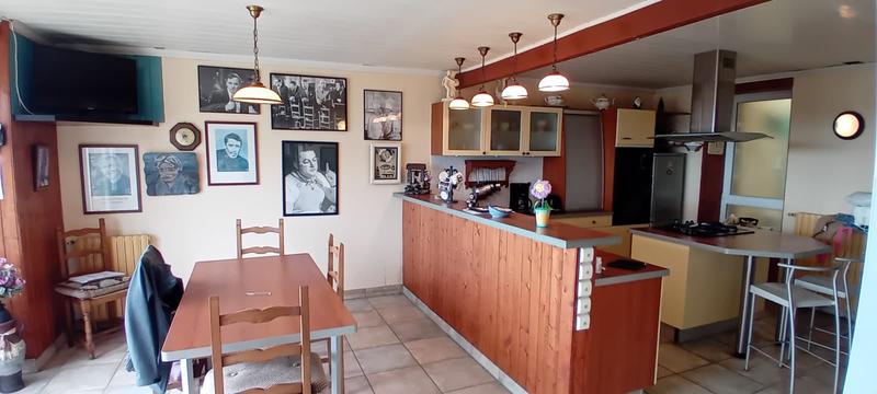 Maison - 160 m² - 6 pièces