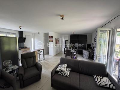 Maison - 67 m² - 3 pièces