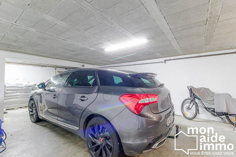 Maison - 98 m² - 4 pièces