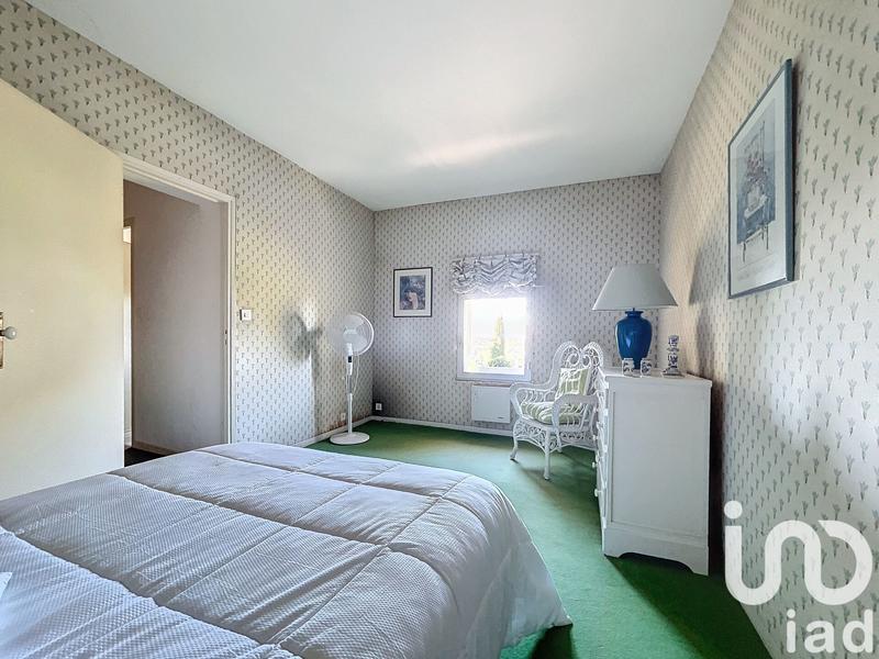 Maison - 233 m² - 7 pièces