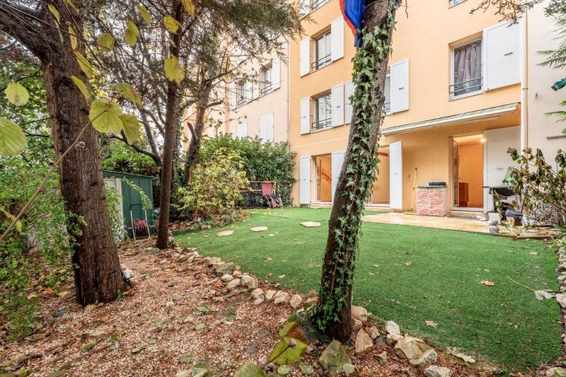 Appartement - 83 m² - 4 pièces