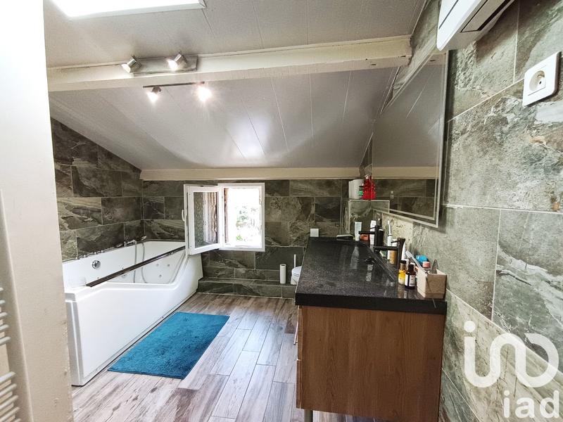 Maison - 105 m² - 4 pièces