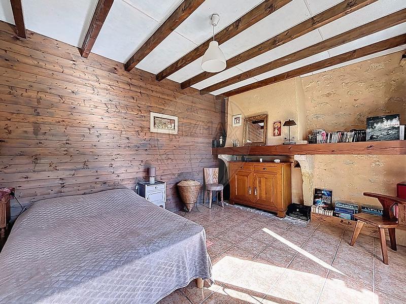 Maison en pierre - 266 m² - 6 pièces