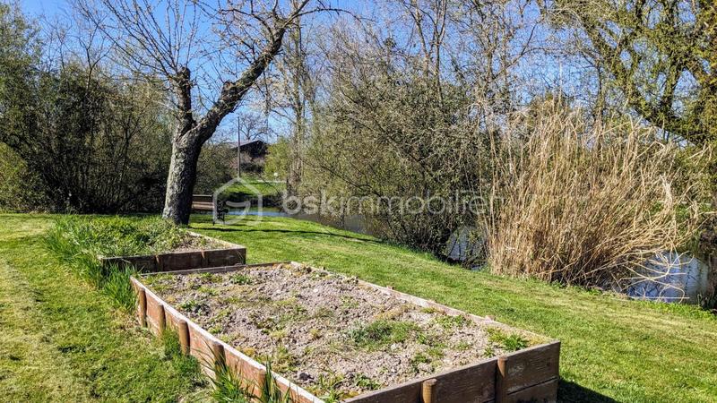 Propriété - 198 m² - 11 pièces