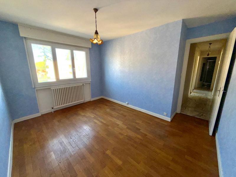 Appartement - 100 m² - 4 pièces