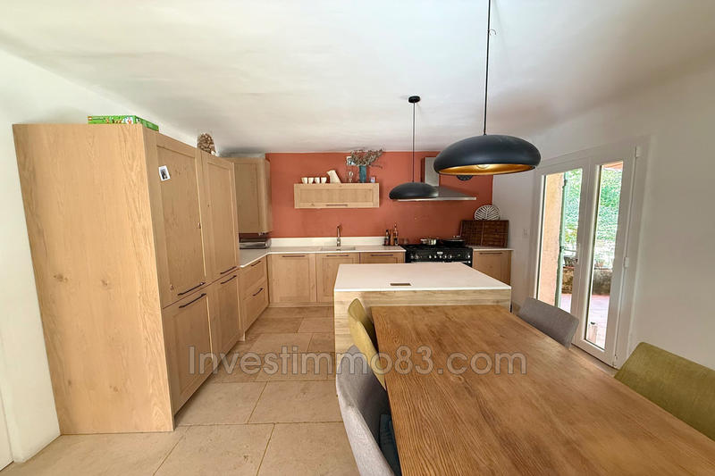 Maison - 133 m² - 6 pièces