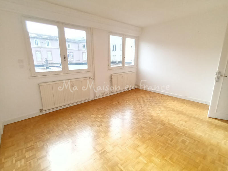 Appartement - 111 m² - 4 pièces