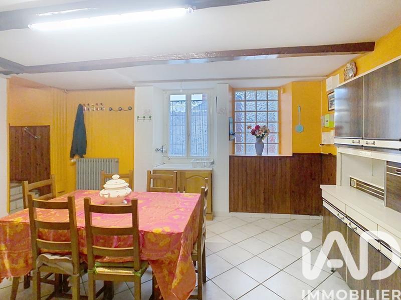 Maison - 93 m² - 5 pièces