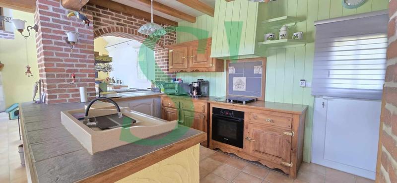 Corps de ferme - 327 m² - 7 pièces