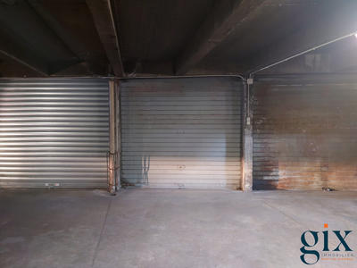 Parking / Garage - 15 m²