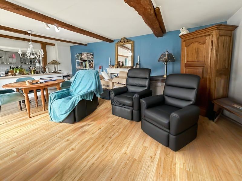 Maison traditionnelle - 125 m² - 6 pièces