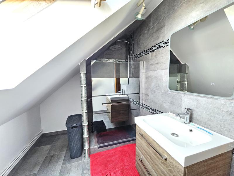 Maison - 149 m² - 7 pièces