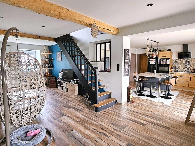 Maison - 173 m² - 7 pièces