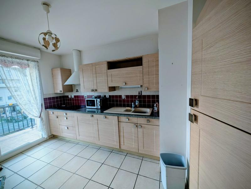 Appartement - 80 m² - 4 pièces