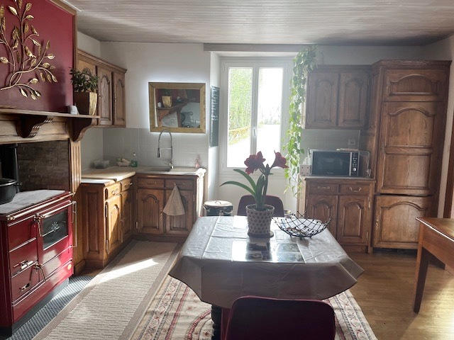 Maison - 96 m² - 4 pièces