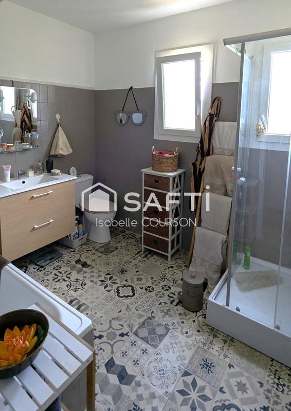 Maison - 186 m² - 8 pièces