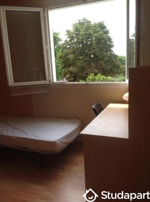 Chambre - 11 m² - 1 pièce