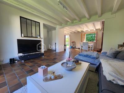 Pavillon - 140 m² - 6 pièces