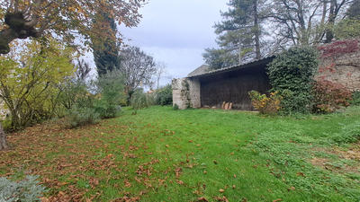 Maison - 99 m² - 5 pièces