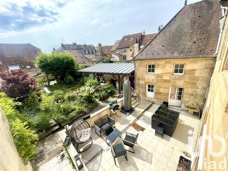 Maison - 179 m² - 8 pièces