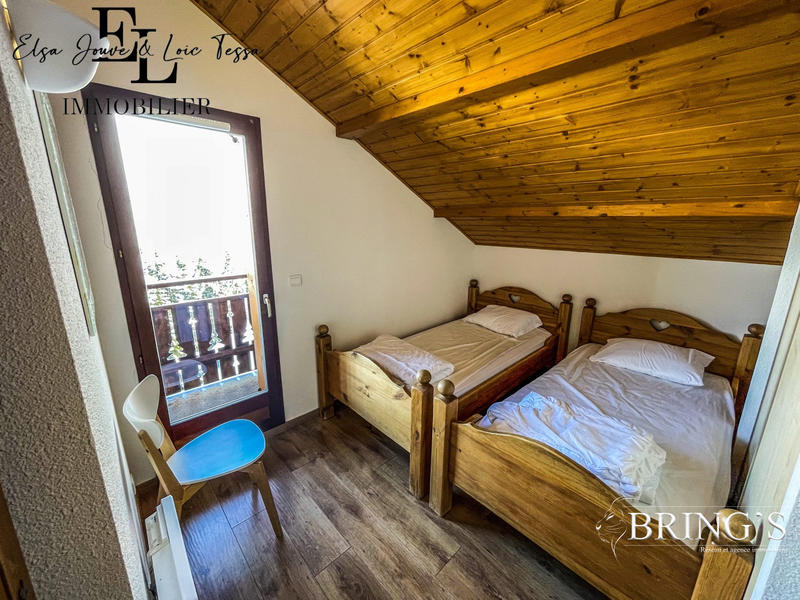 Duplex - 61 m² - 5 pièces