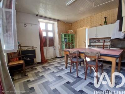 Maison - 120 m² - 8 pièces