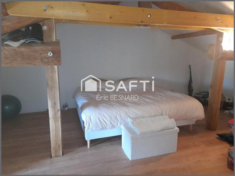 Maison - 168 m² - 7 pièces