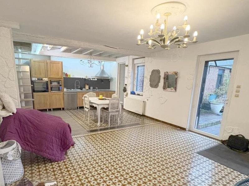 Maison - 103 m² - 6 pièces