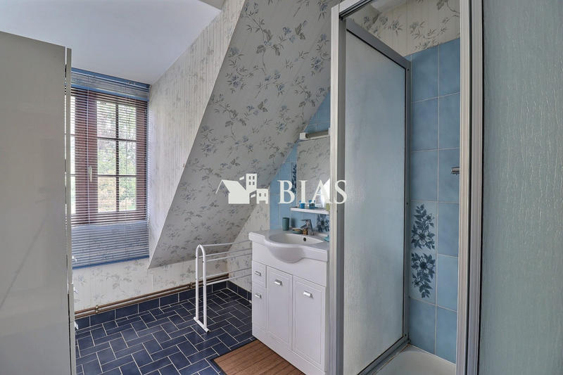 Maison - 150 m² - 6 pièces