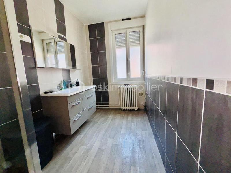 Maison de ville - 93 m² - 5 pièces
