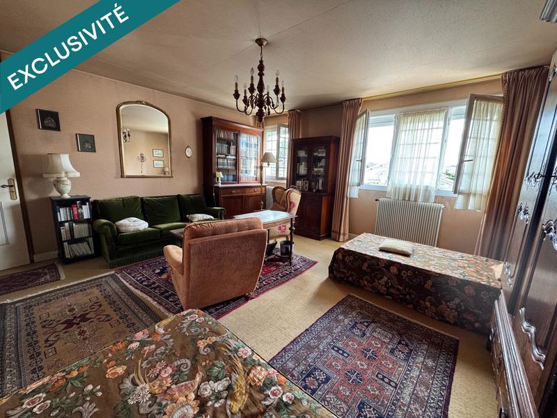 Maison - 235 m² - 9 pièces