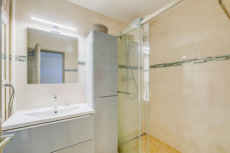 Appartement - 80 m² - 4 pièces