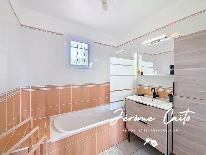 Maison - 152 m² - 6 pièces