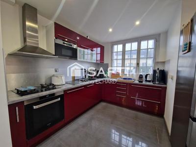 Maison - 87 m² - 5 pièces