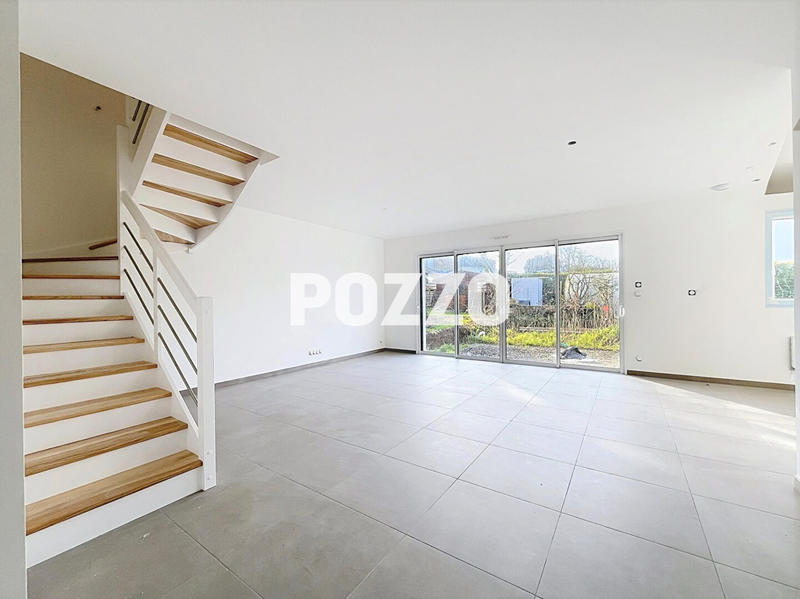 Maison - 98 m² - 5 pièces