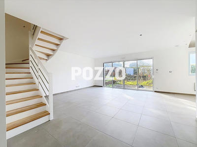 Maison - 98 m² - 5 pièces