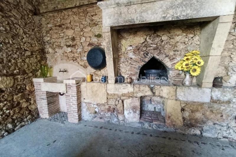 Maison en pierre - 215 m² - 10 pièces