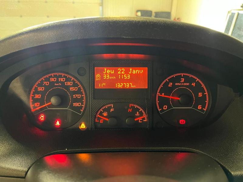 Peugeot Boxer III Phase 3 Fourgon 330 L2h2 2.0 BlueHDi 110 cv Tva Recuperable